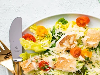 Salada Caesar